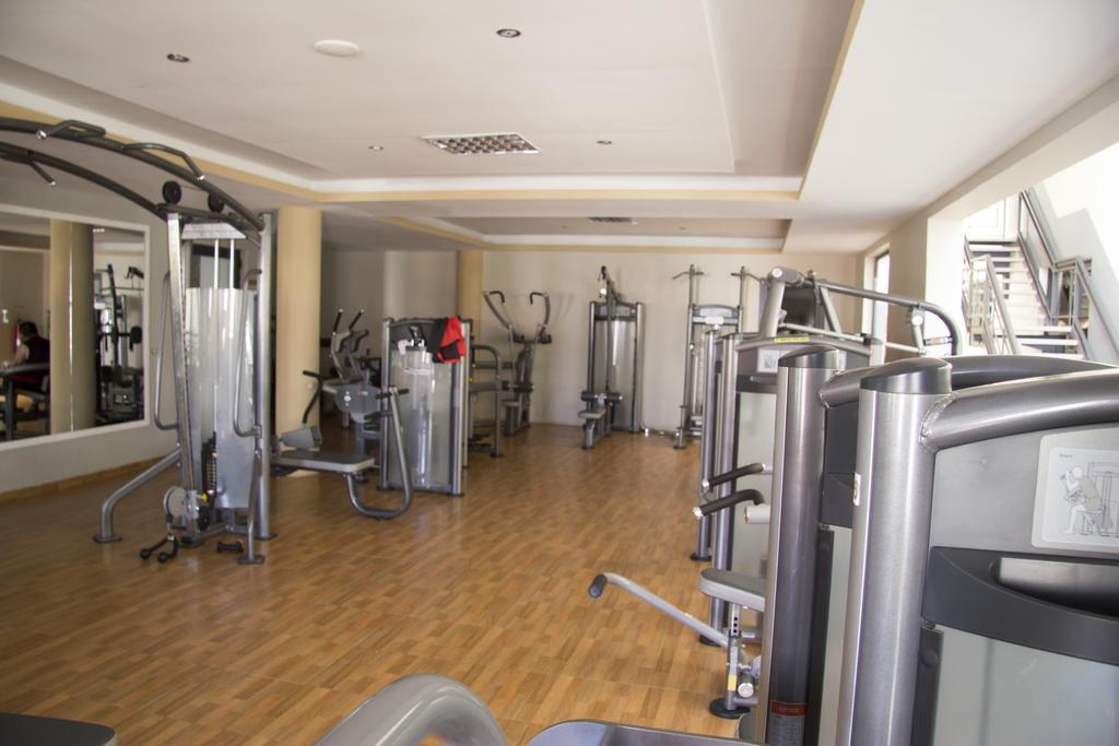Vivi Hotel Praia Bagian luar foto