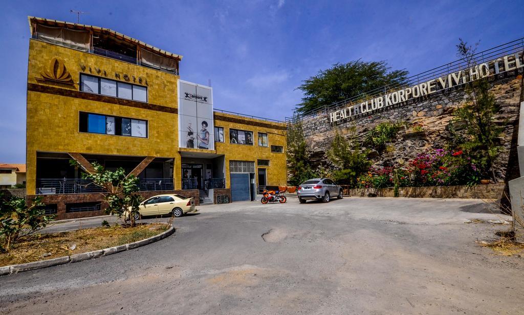 Vivi Hotel Praia Bagian luar foto